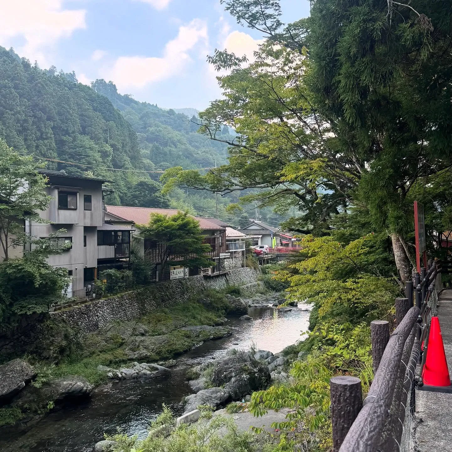 こんにちは！寺庄整骨院のスタッフです🍀