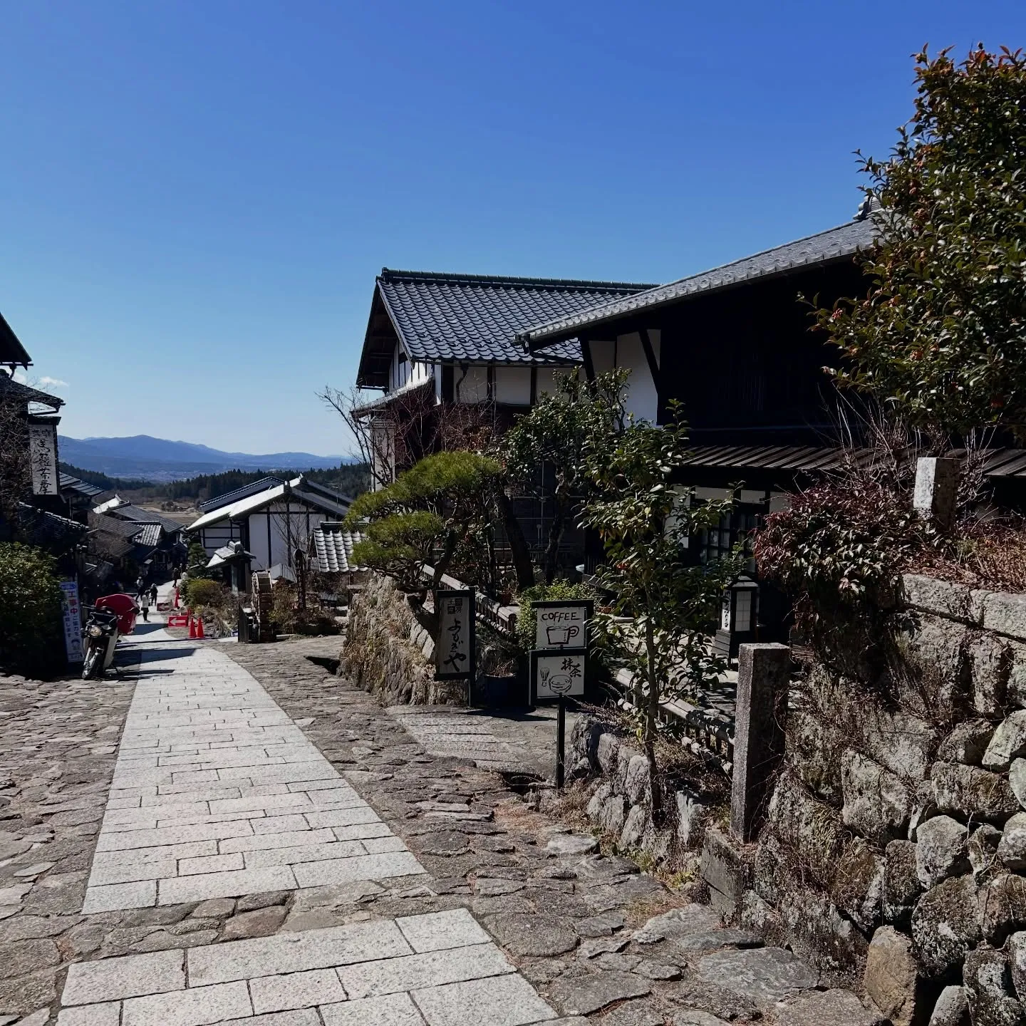 こんにちは(*^^*)寺庄整骨院のスタッフです🍀