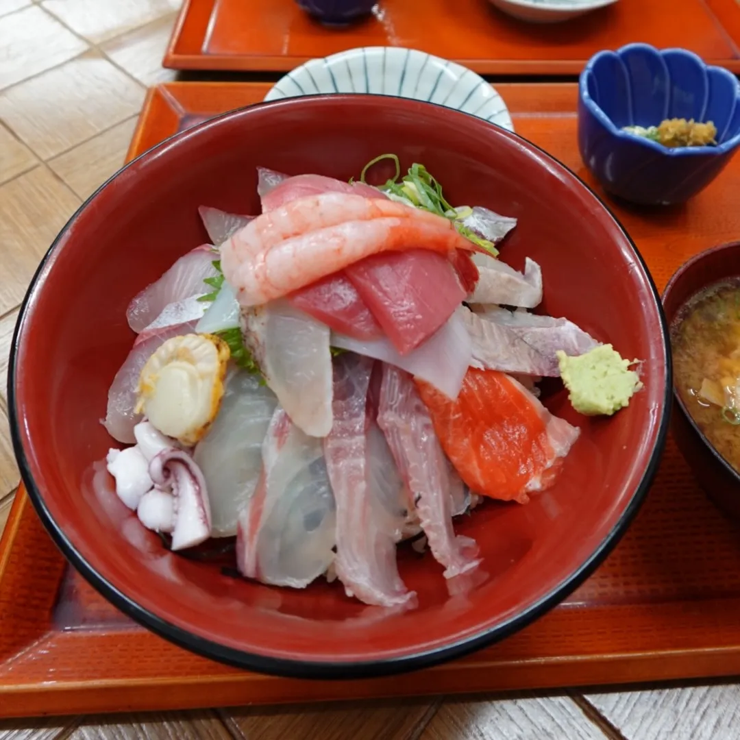 こんにちは(*^^*)寺庄整骨院のスタッフです💁
